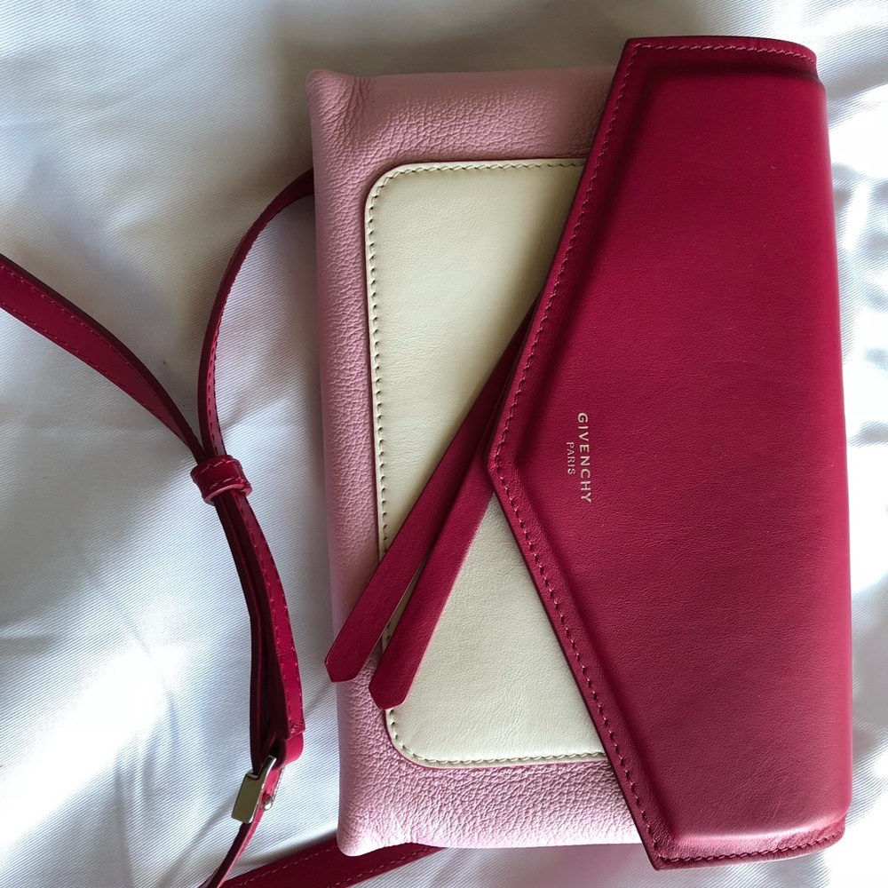 🚫soldGivenchy Duetto Multicolor Crossbody